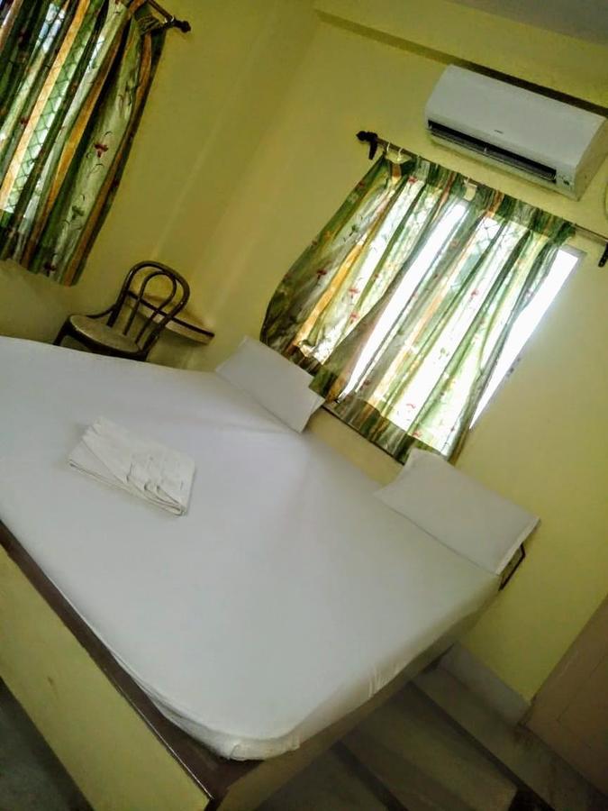Janata Hotel Calcutta Eksteriør billede